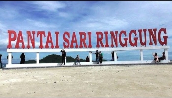 Pantai Sari Ringgung Lampung