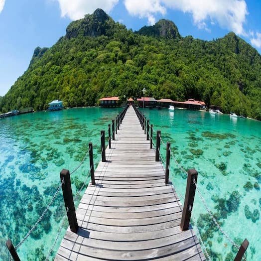 Pulau Karampuang